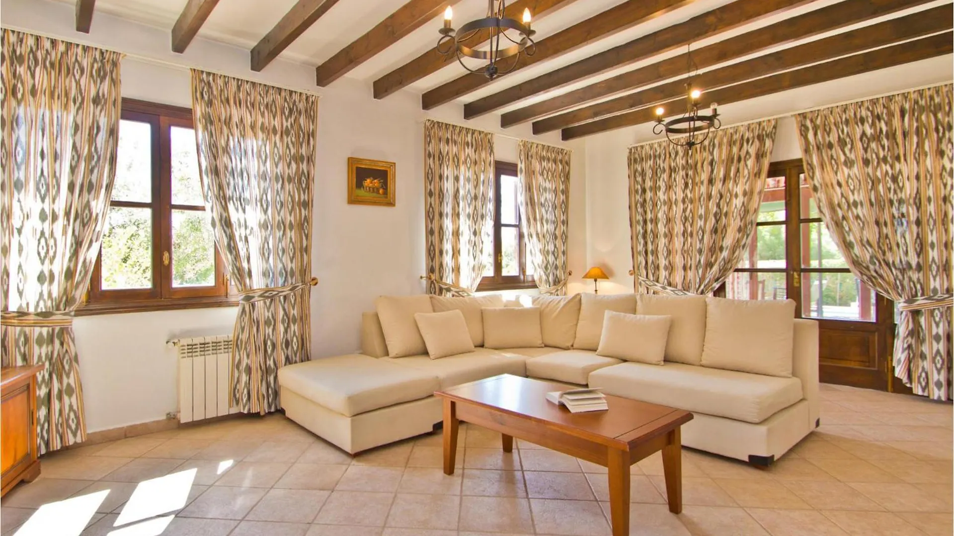 4 Bedroom Cozy Home In Marratxí 0*,  إسبانيا